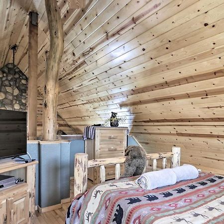 Cozy Heber-Overgaard Cabin With Fire Pit, Game Room! Exterior foto